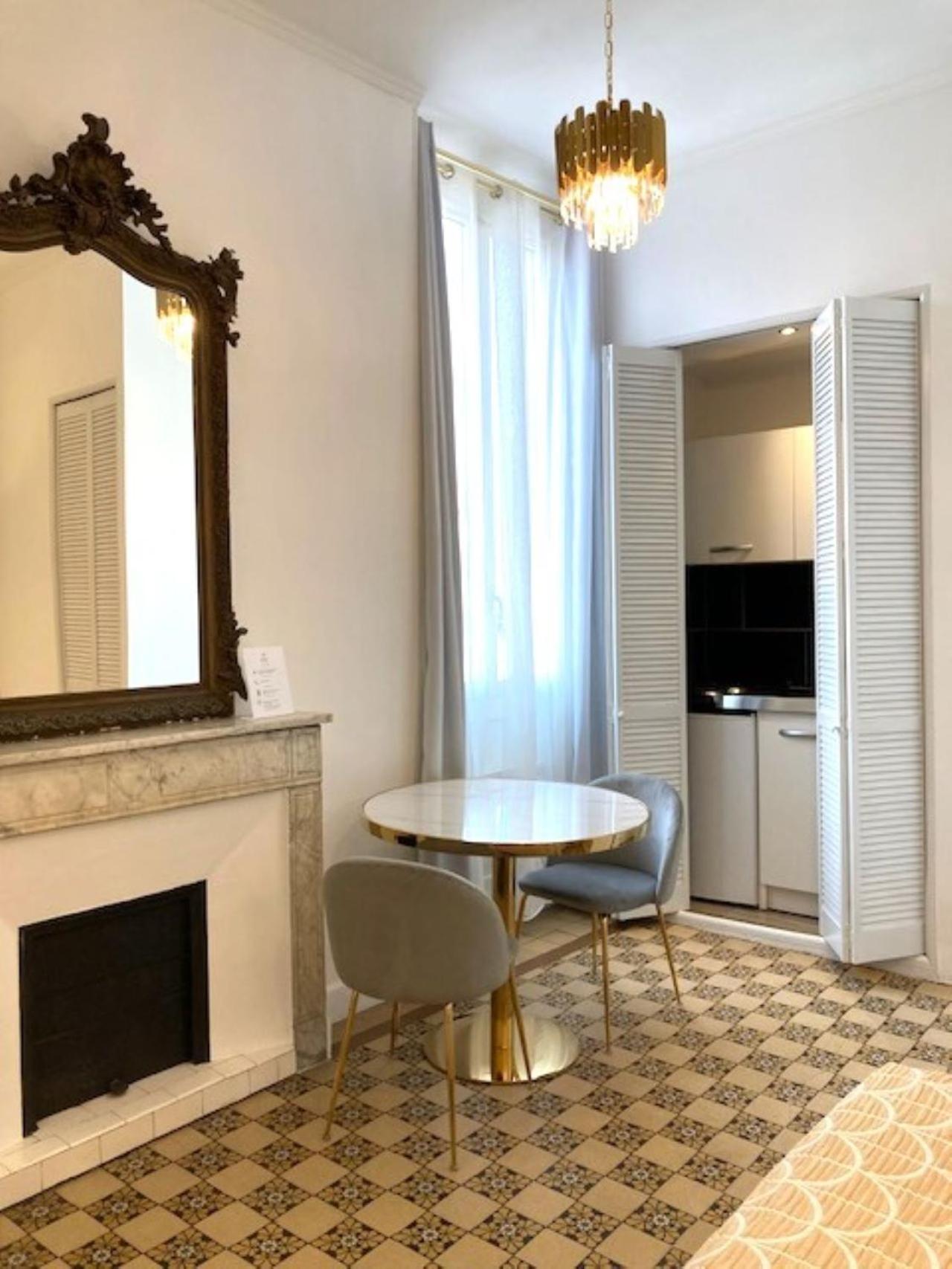 Hotel Cresp Nice Phòng bức ảnh